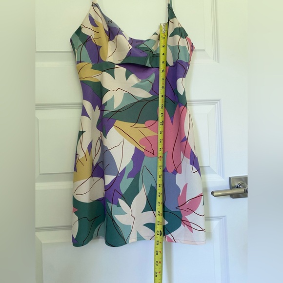 Le Lis Bust Cut-Out Mini Dress - Picture 8 of 8